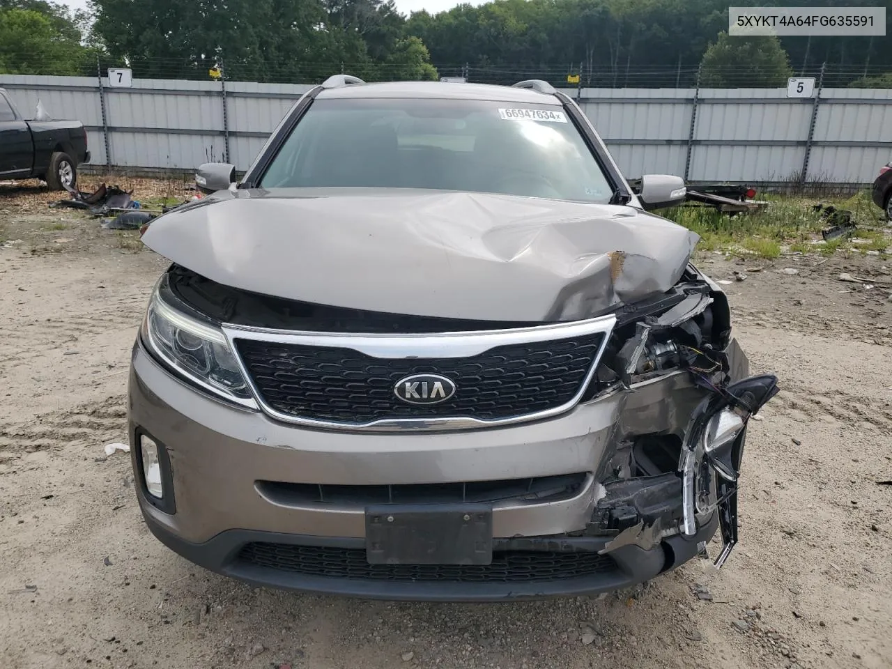 5XYKT4A64FG635591 2015 Kia Sorento Lx