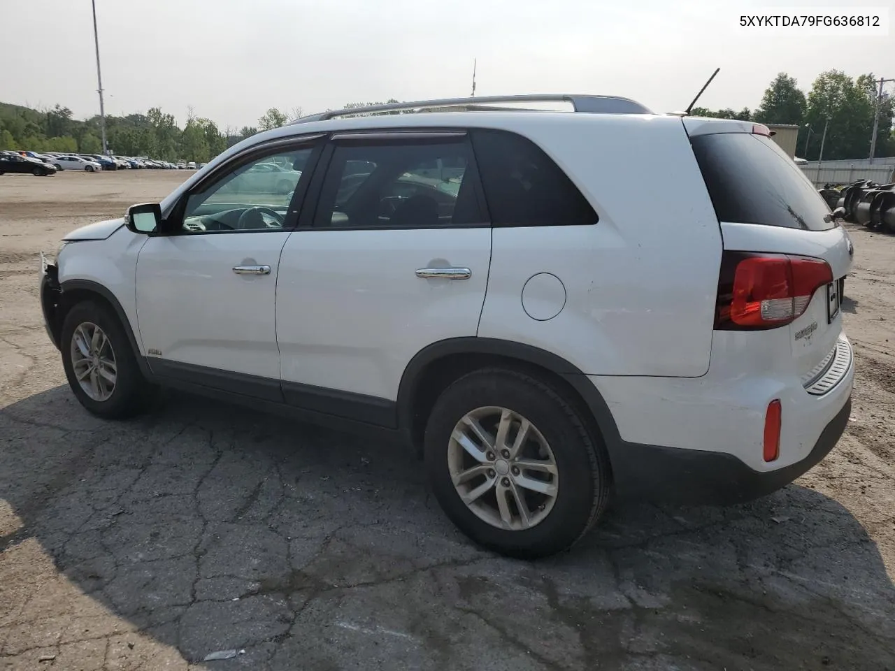 5XYKTDA79FG636812 2015 Kia Sorento Lx