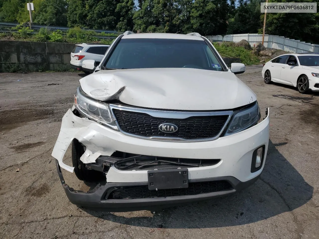 5XYKTDA79FG636812 2015 Kia Sorento Lx