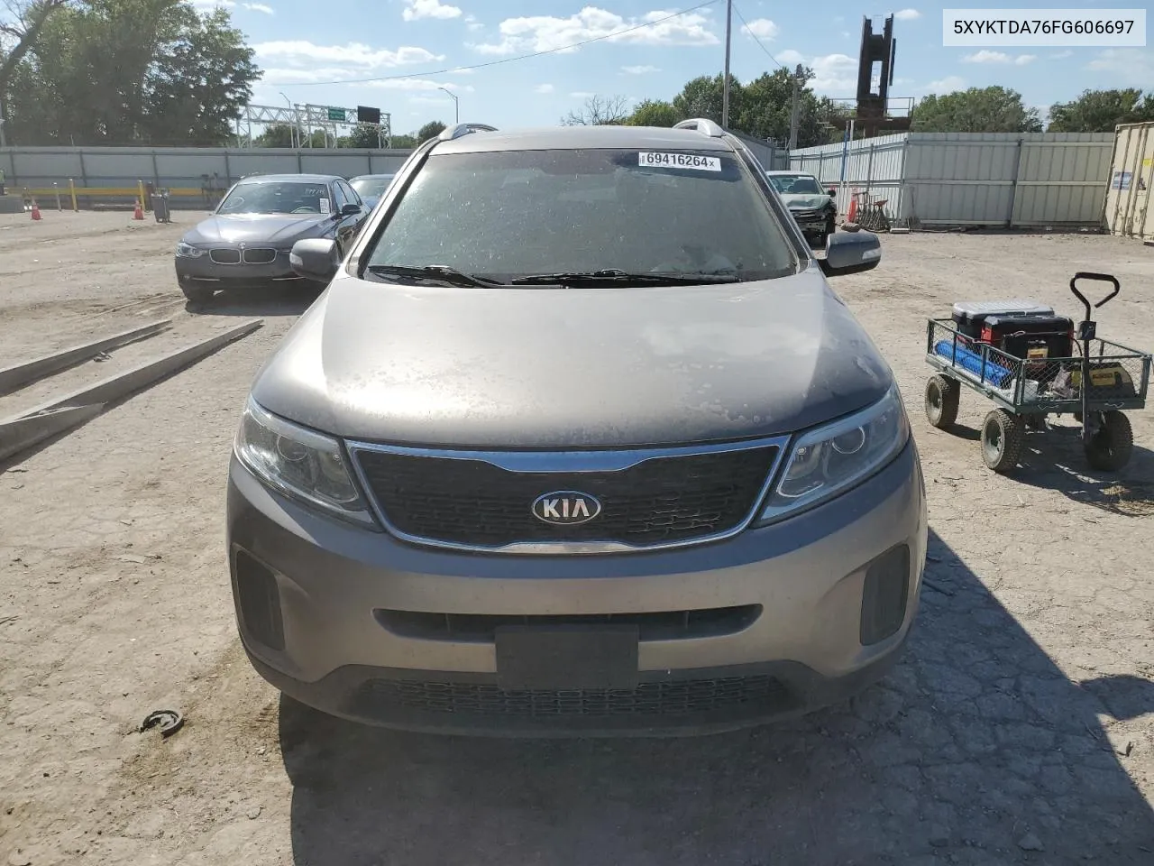 2015 Kia Sorento Lx VIN: 5XYKTDA76FG606697 Lot: 69416264