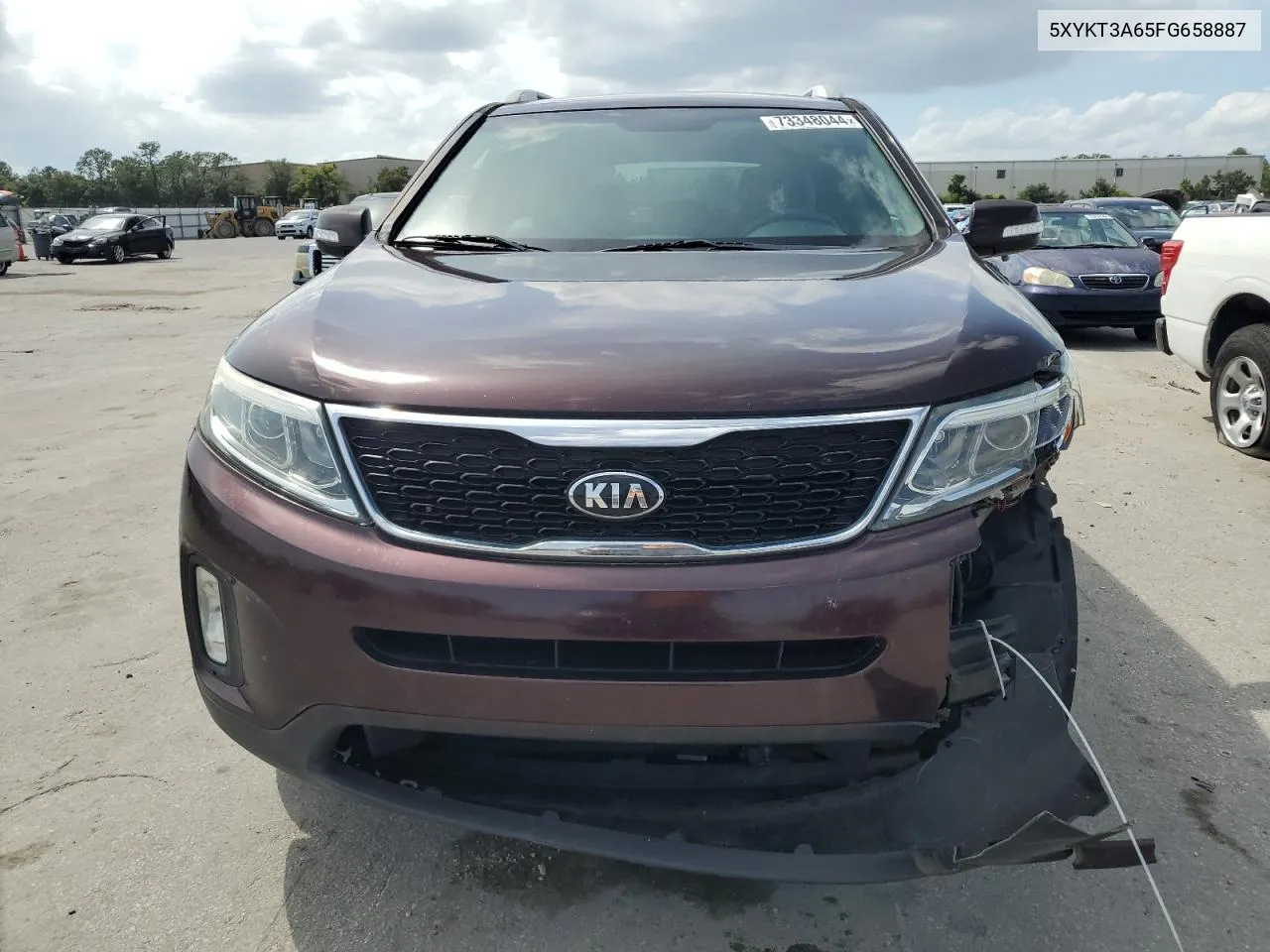 5XYKT3A65FG658887 2015 Kia Sorento Lx