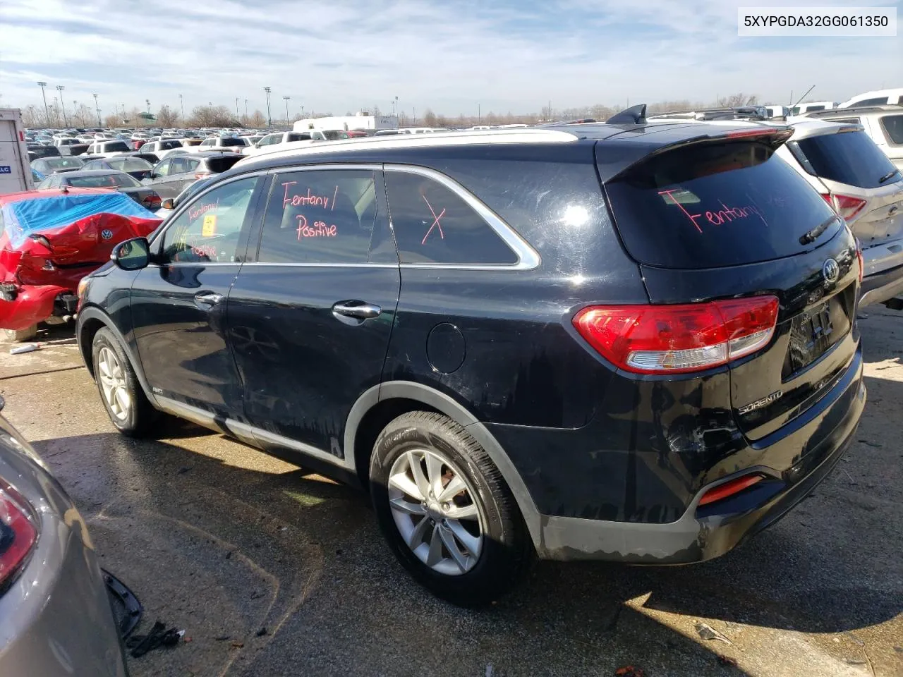 5XYPGDA32GG061350 2016 Kia Sorento Lx