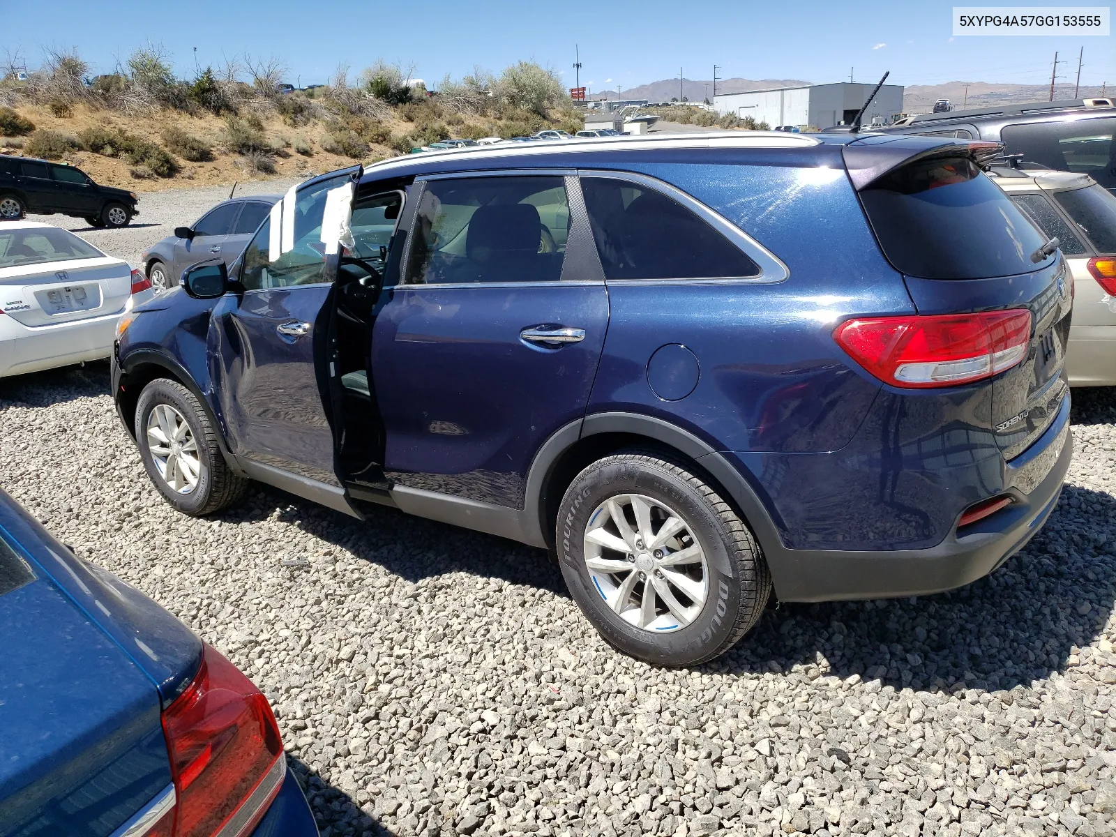 5XYPG4A57GG153555 2016 Kia Sorento Lx