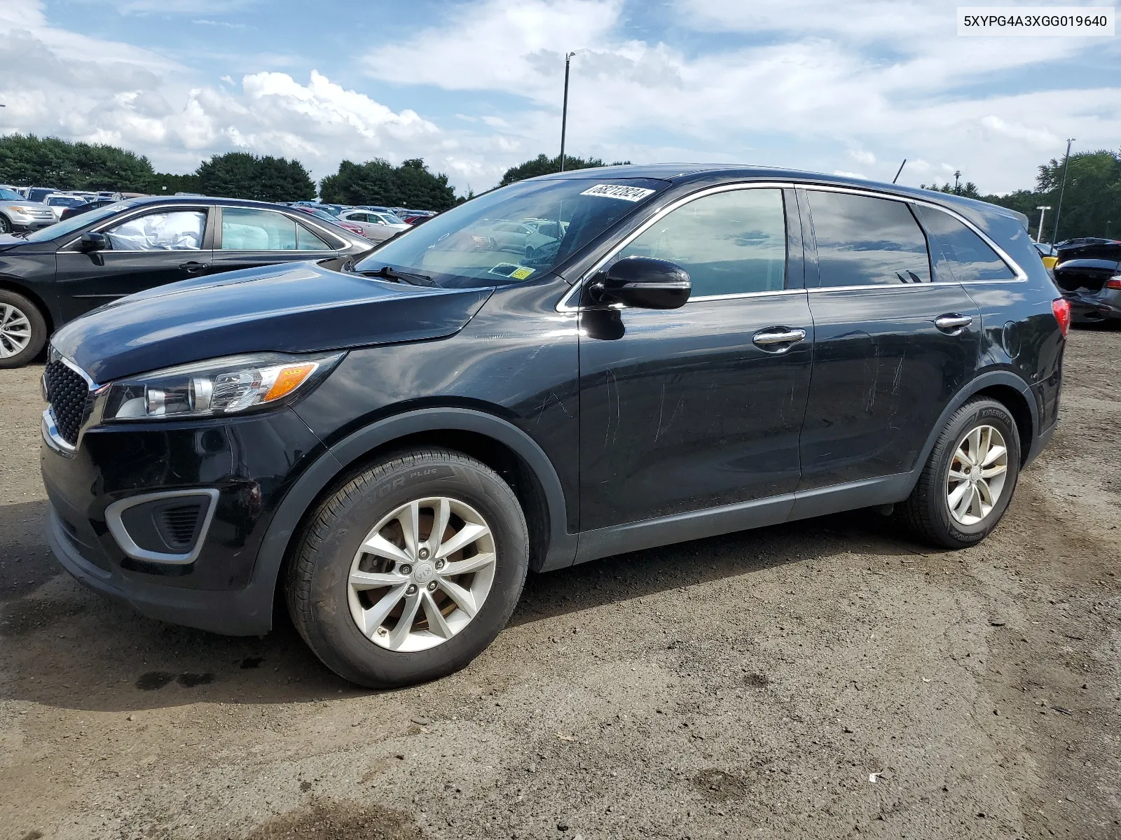 5XYPG4A3XGG019640 2016 Kia Sorento Lx