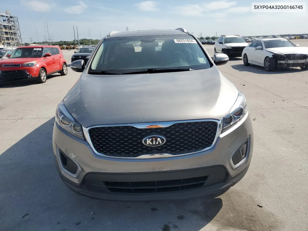 2016 Kia Sorento Lx VIN: 5XYPG4A32GG166745 Lot: 68251654