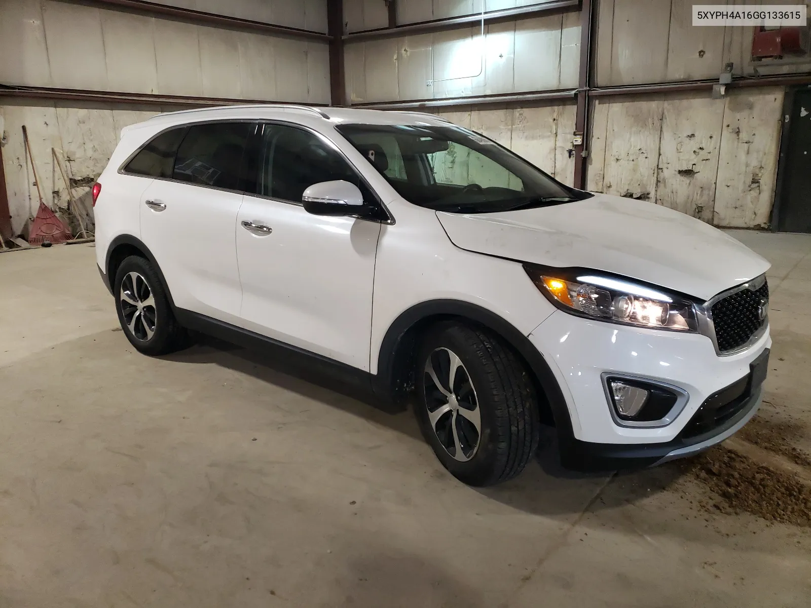 2016 Kia Sorento Ex VIN: 5XYPH4A16GG133615 Lot: 68490684