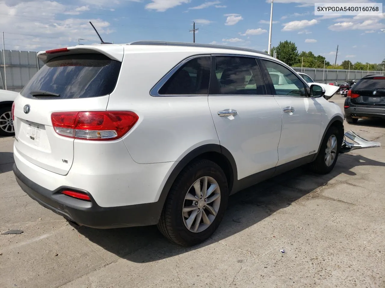 5XYPGDA54GG160768 2016 Kia Sorento Lx