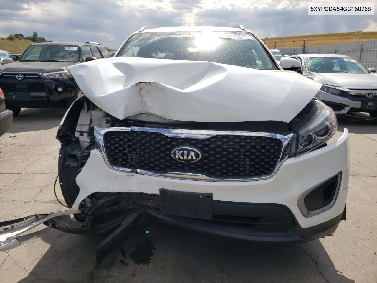 5XYPGDA54GG160768 2016 Kia Sorento Lx