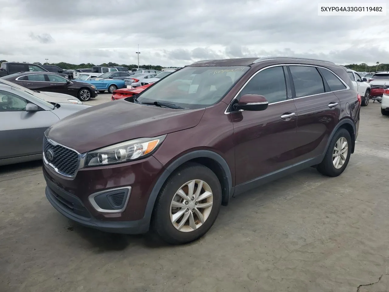 5XYPG4A33GG119482 2016 Kia Sorento Lx