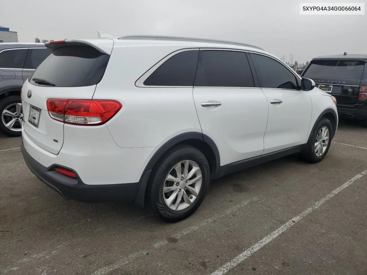 2016 Kia Sorento Lx VIN: 5XYPG4A34GG066064 Lot: 76061724