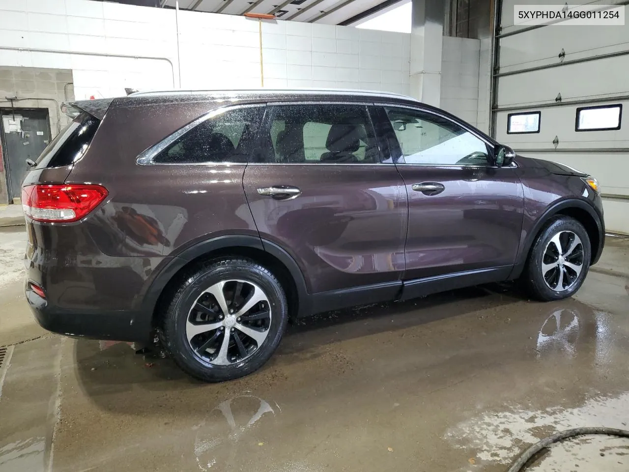 2016 Kia Sorento Ex VIN: 5XYPHDA14GG011254 Lot: 79324114