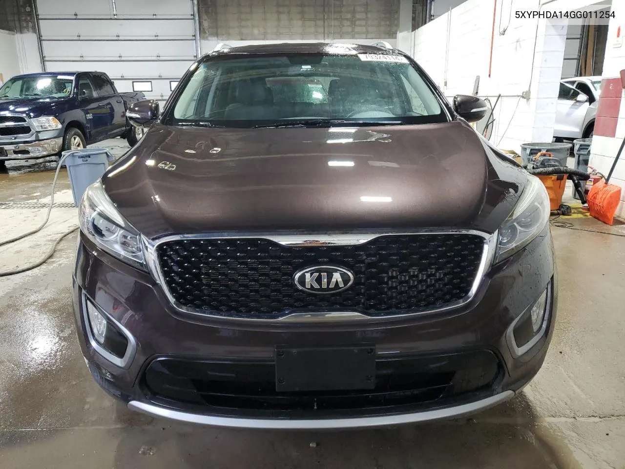 2016 Kia Sorento Ex VIN: 5XYPHDA14GG011254 Lot: 79324114