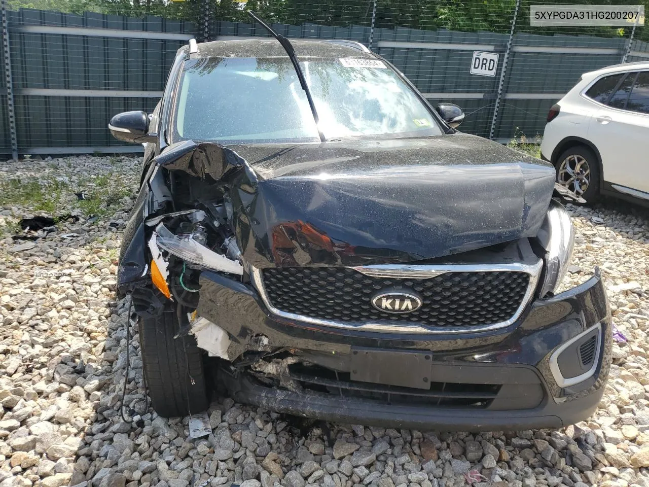 5XYPGDA31HG200207 2017 Kia Sorento Lx