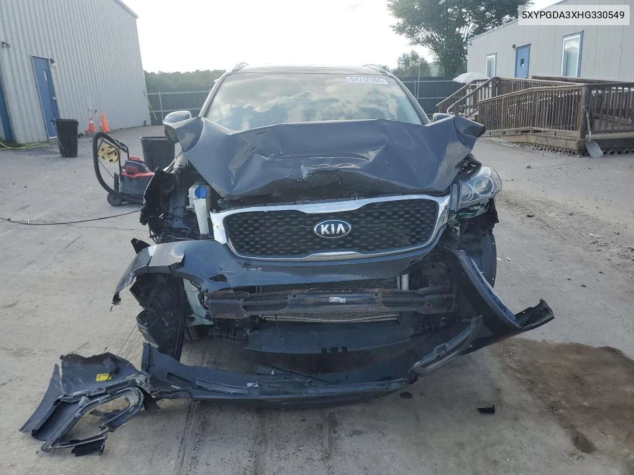 5XYPGDA3XHG330549 2017 Kia Sorento Lx