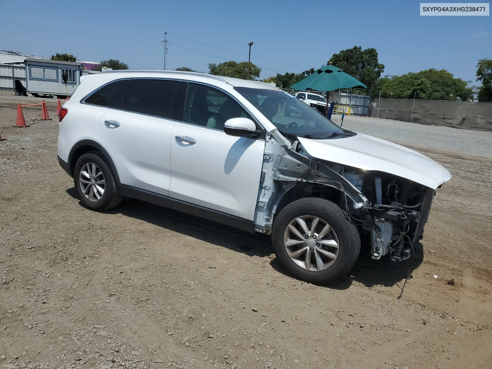 2017 Kia Sorento Lx VIN: 5XYPG4A3XHG238471 Lot: 65038674