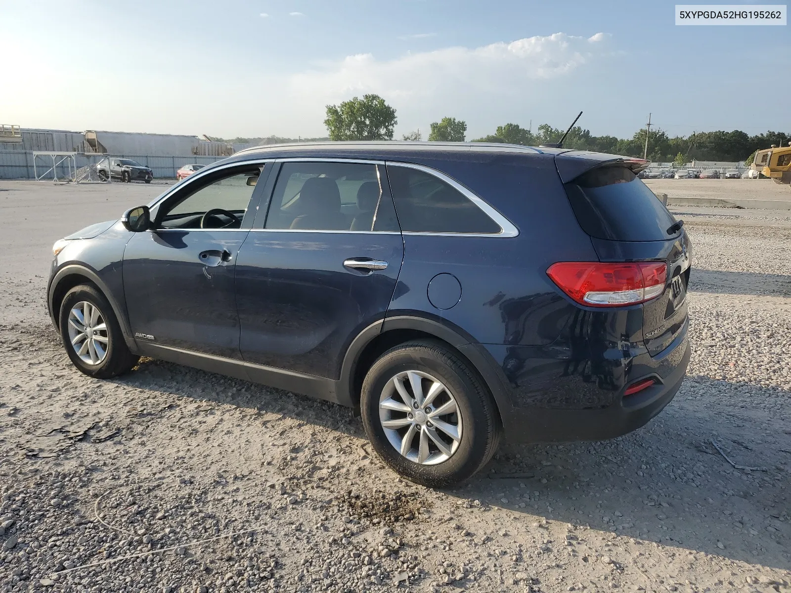 5XYPGDA52HG195262 2017 Kia Sorento Lx