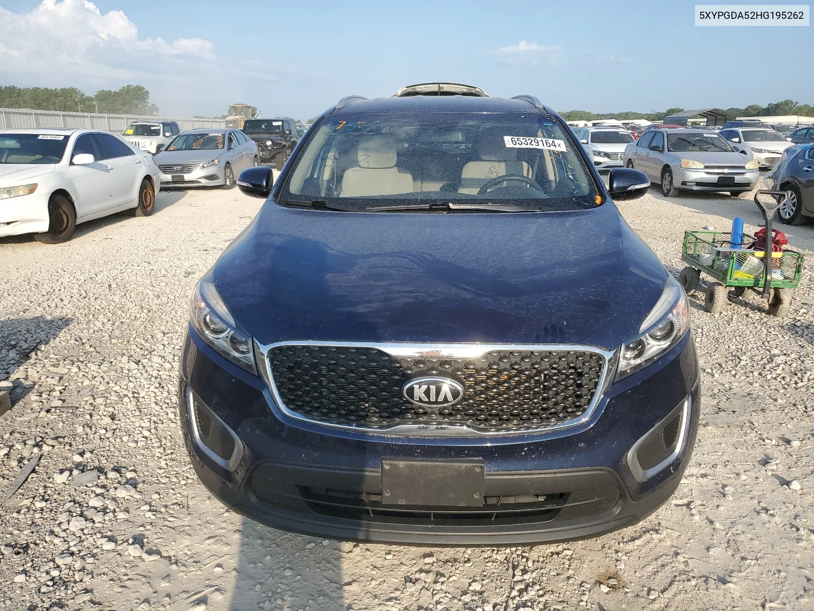 5XYPGDA52HG195262 2017 Kia Sorento Lx