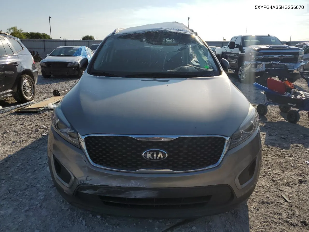 5XYPG4A35HG256070 2017 Kia Sorento Lx