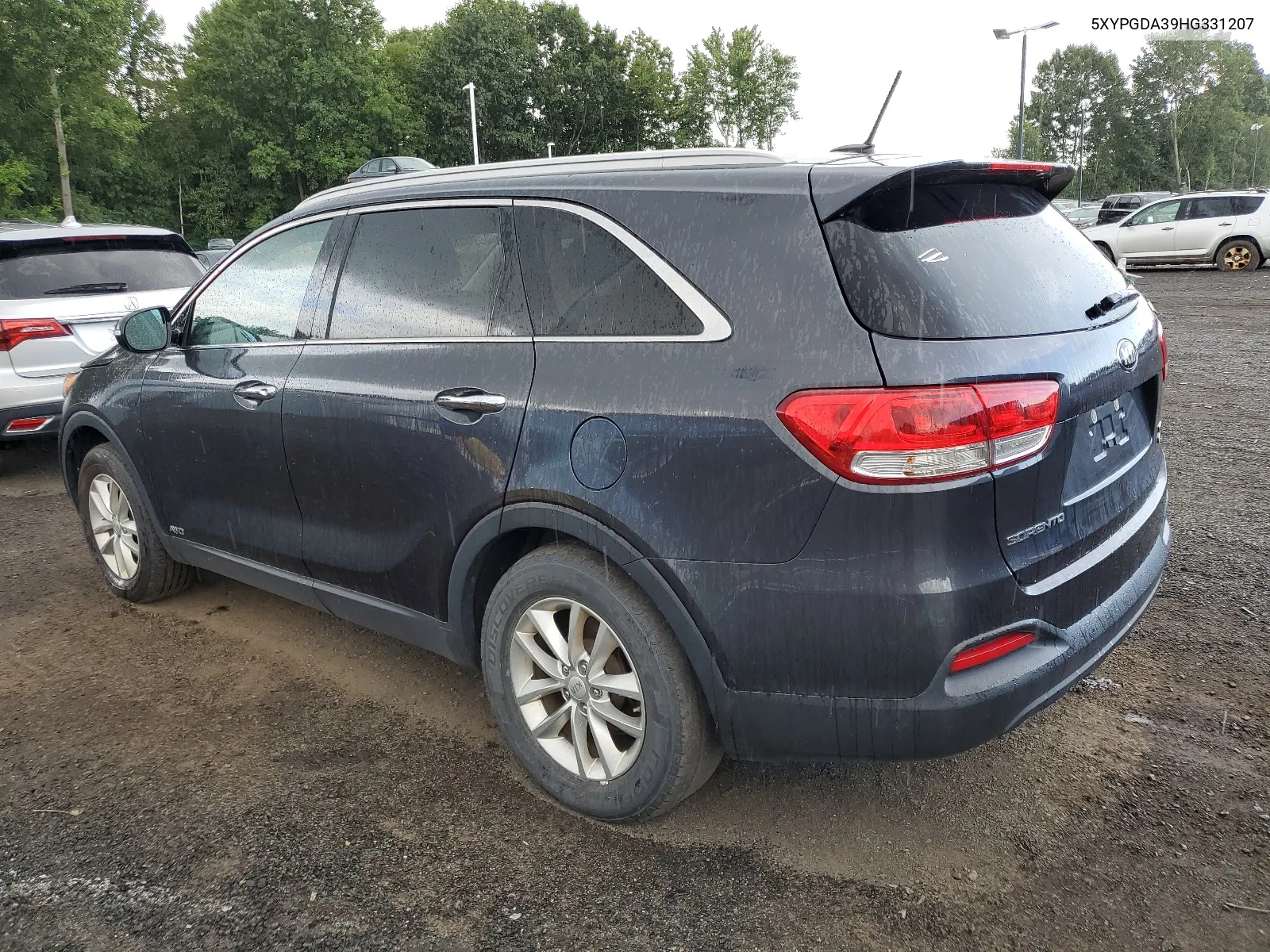 5XYPGDA39HG331207 2017 Kia Sorento Lx