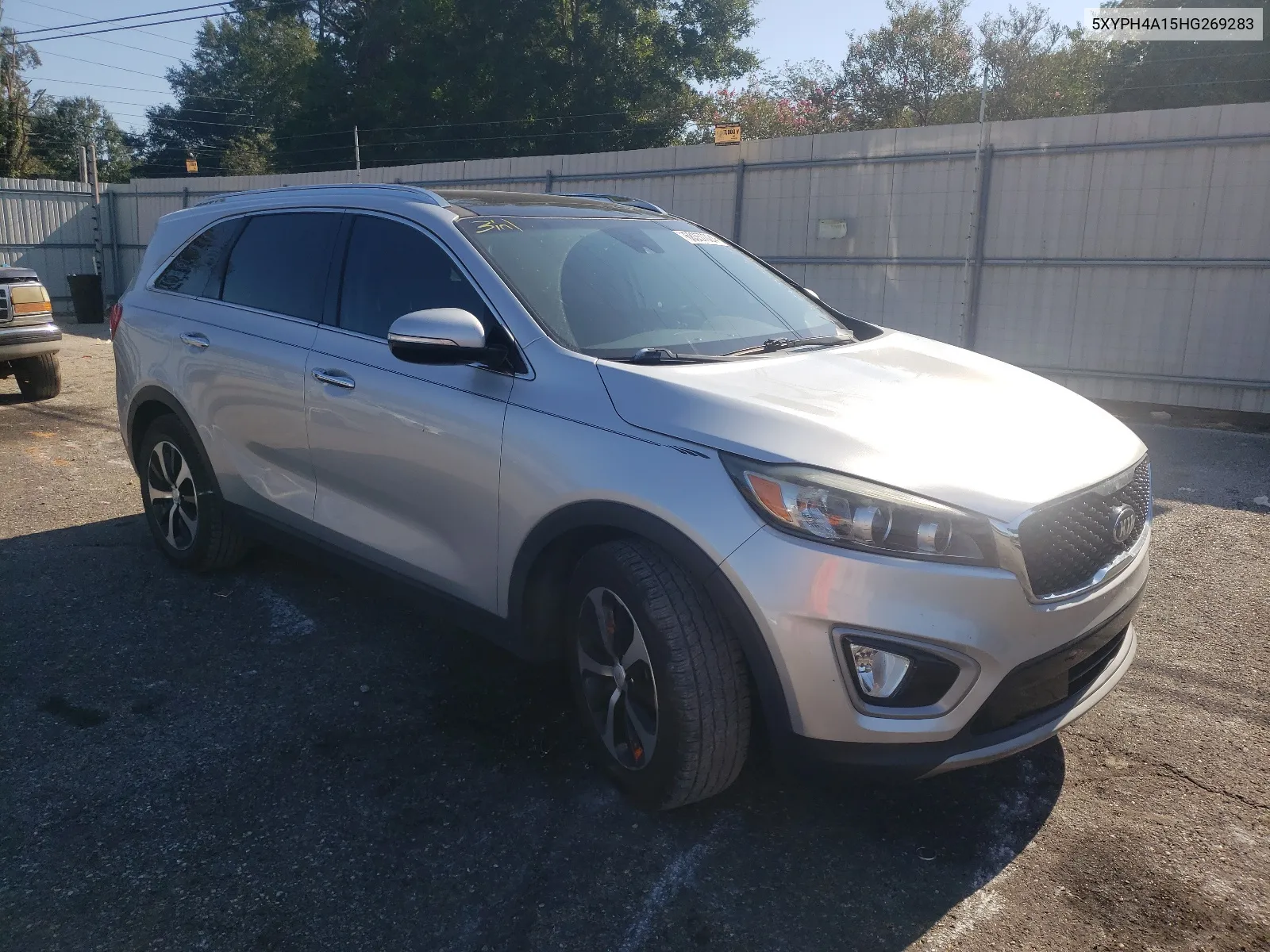 2017 Kia Sorento Ex VIN: 5XYPH4A15HG269283 Lot: 68357024