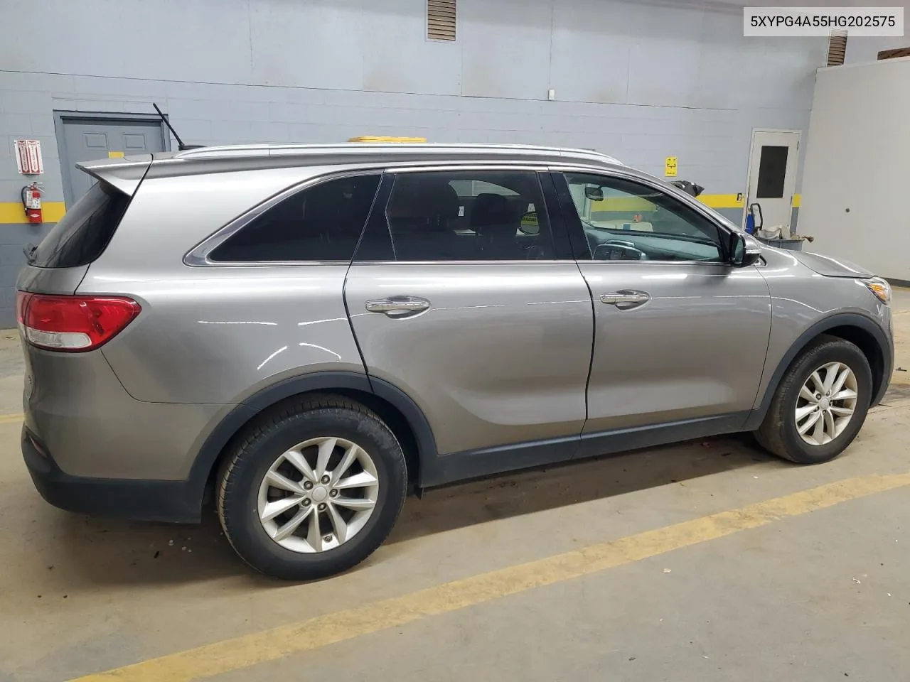 2017 Kia Sorento Lx VIN: 5XYPG4A55HG202575 Lot: 69161914