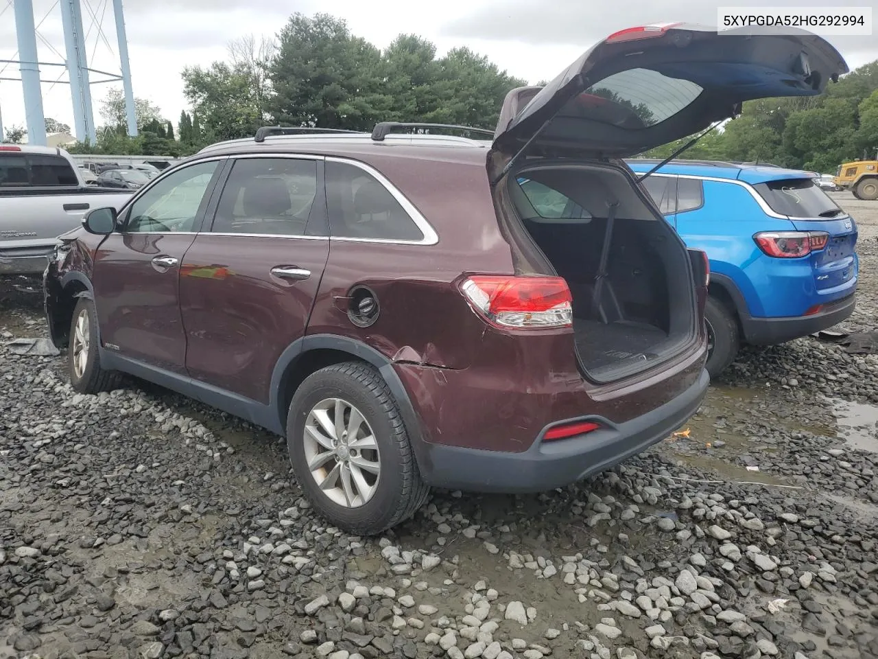 5XYPGDA52HG292994 2017 Kia Sorento Lx