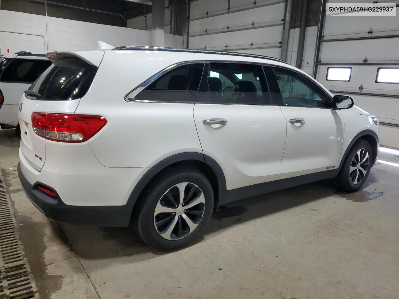 2017 Kia Sorento Ex VIN: 5XYPHDA59HG229937 Lot: 69686424