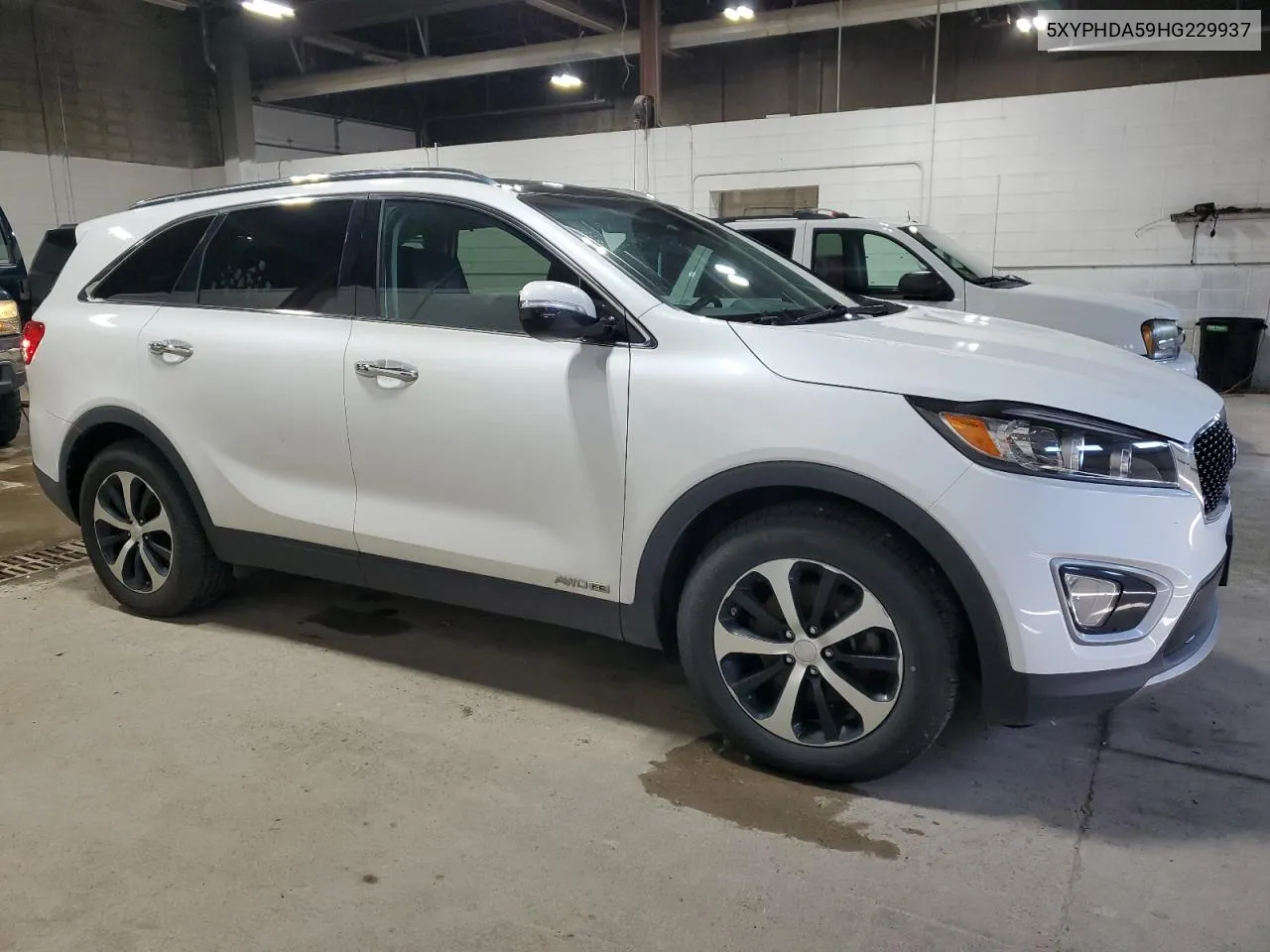 2017 Kia Sorento Ex VIN: 5XYPHDA59HG229937 Lot: 69686424