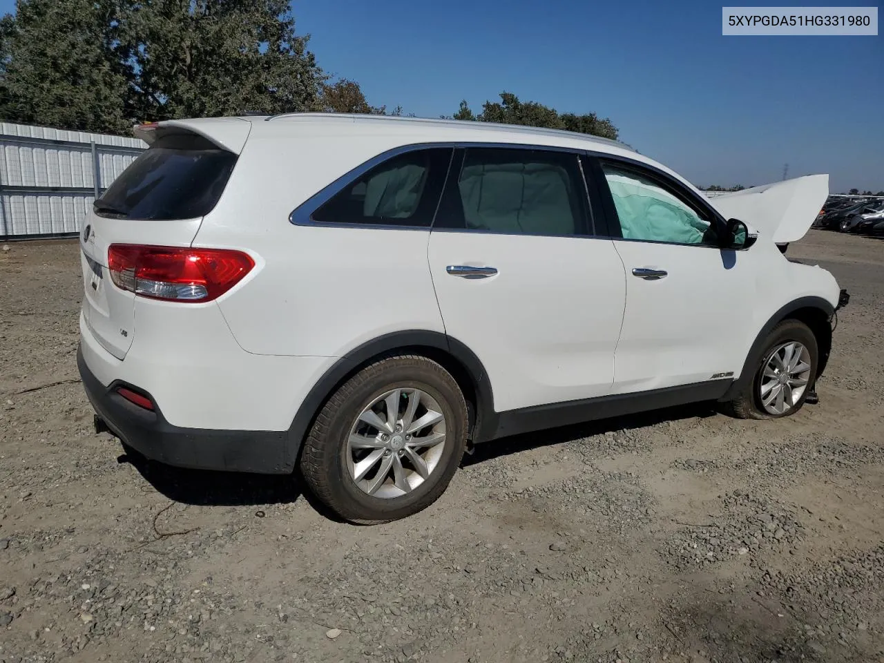 5XYPGDA51HG331980 2017 Kia Sorento Lx