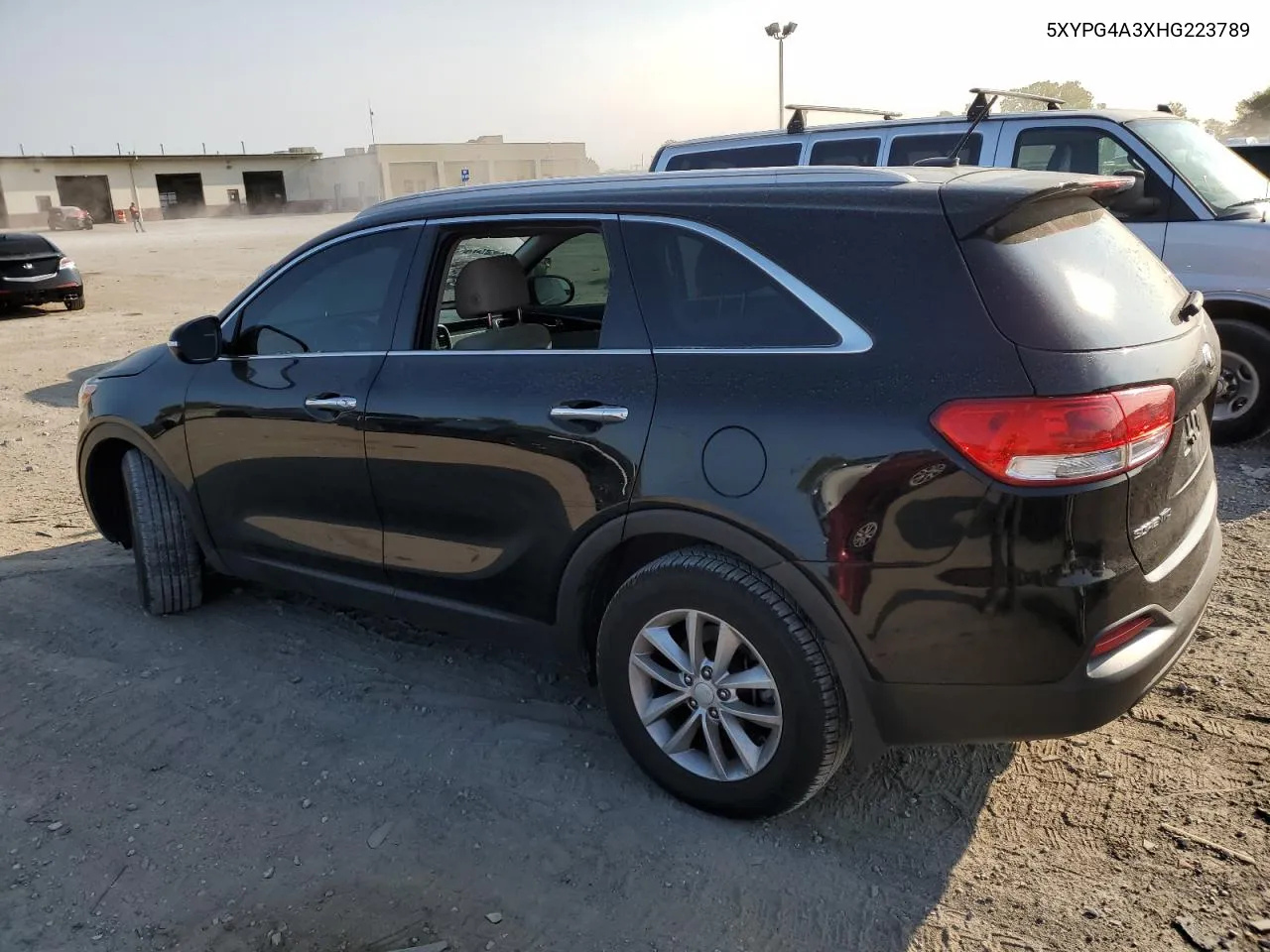 5XYPG4A3XHG223789 2017 Kia Sorento Lx