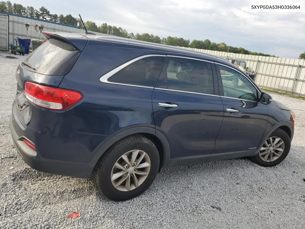 5XYPGDA53HG336064 2017 Kia Sorento Lx