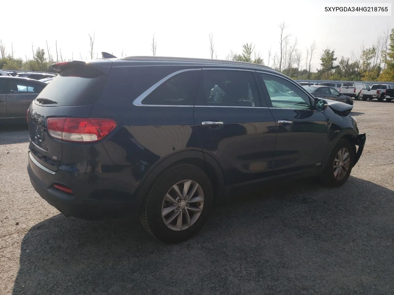 5XYPGDA34HG218765 2017 Kia Sorento Lx