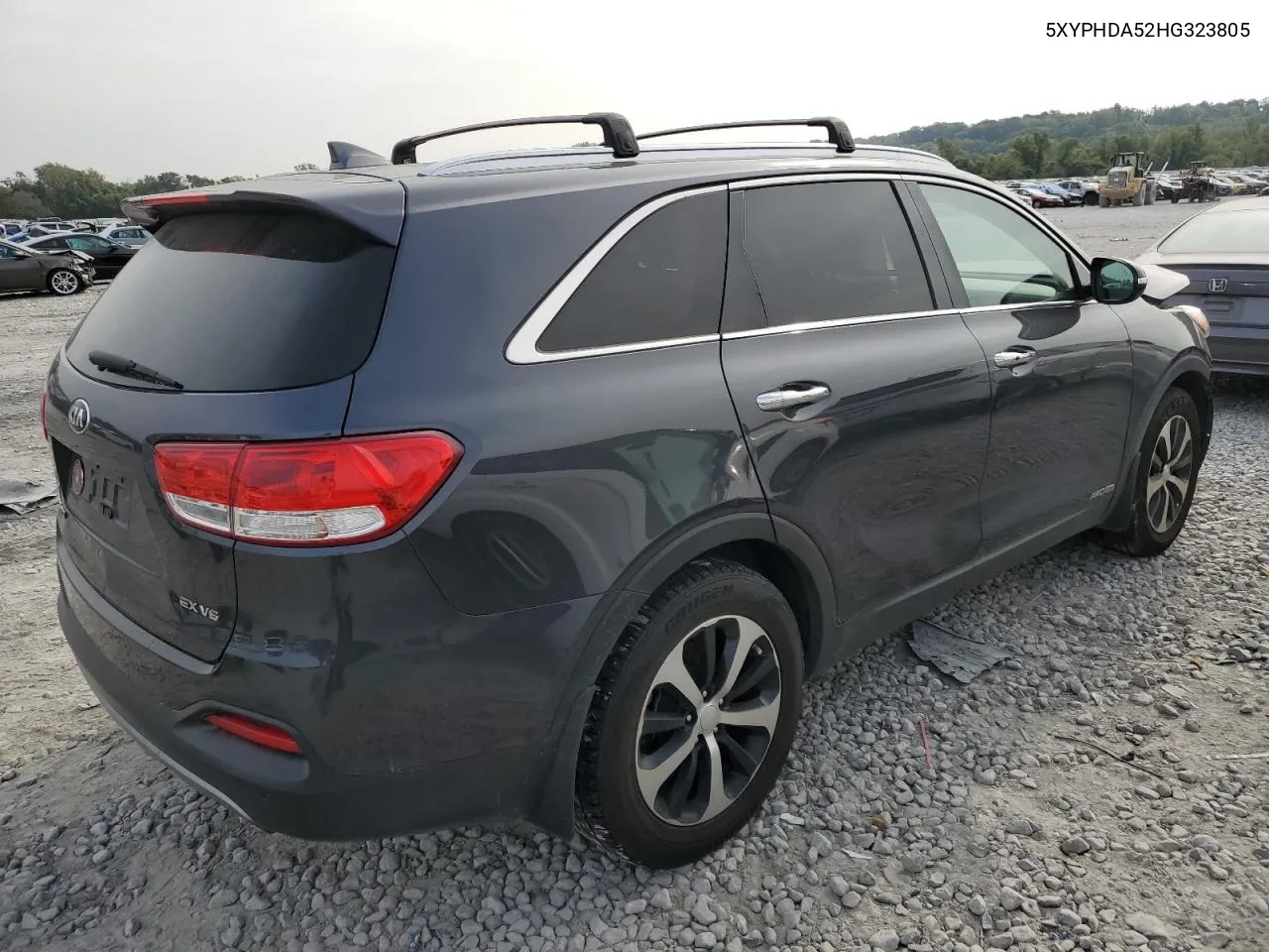 2017 Kia Sorento Ex VIN: 5XYPHDA52HG323805 Lot: 71283684