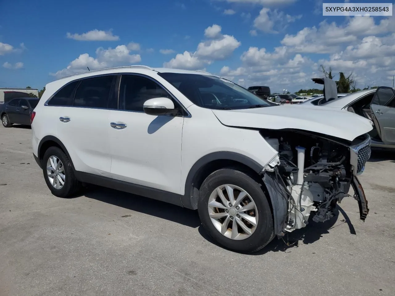 5XYPG4A3XHG258543 2017 Kia Sorento Lx