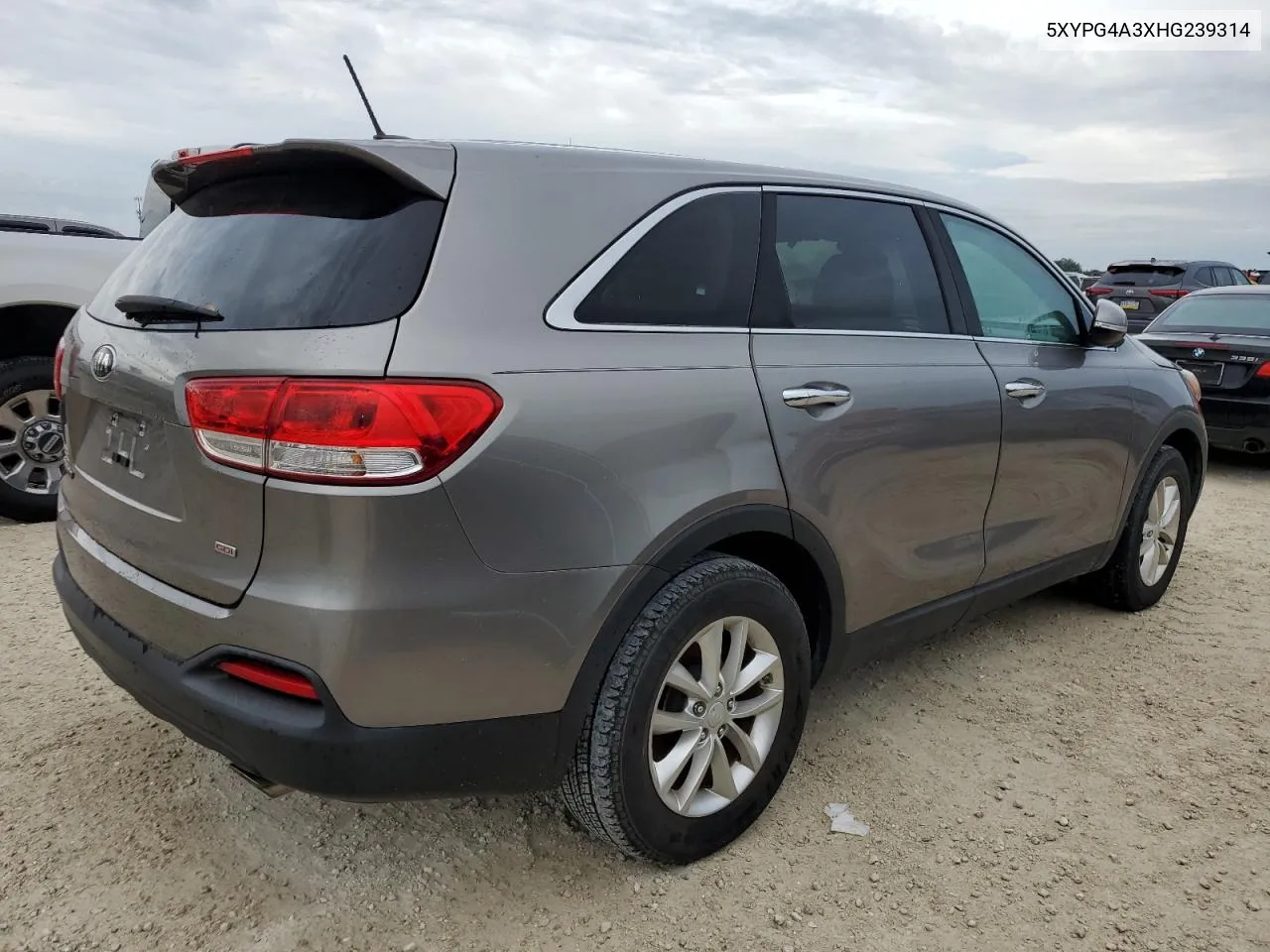 5XYPG4A3XHG239314 2017 Kia Sorento Lx