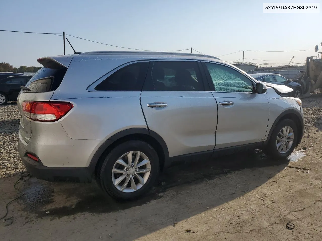 2017 Kia Sorento Lx VIN: 5XYPGDA37HG302319 Lot: 75625404