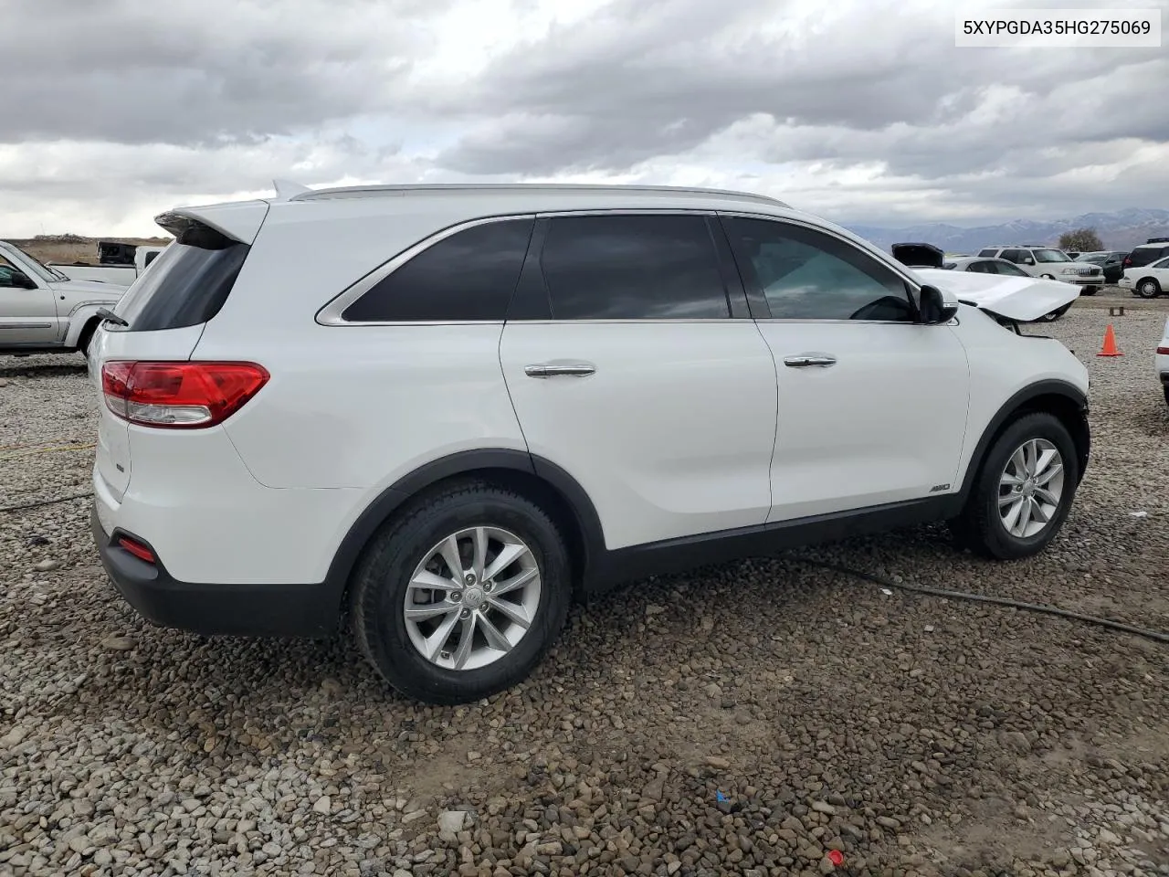 5XYPGDA35HG275069 2017 Kia Sorento Lx