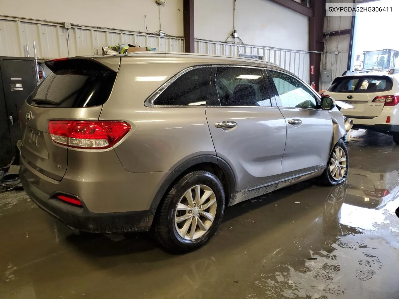 2017 Kia Sorento Lx VIN: 5XYPGDA52HG306411 Lot: 80423644