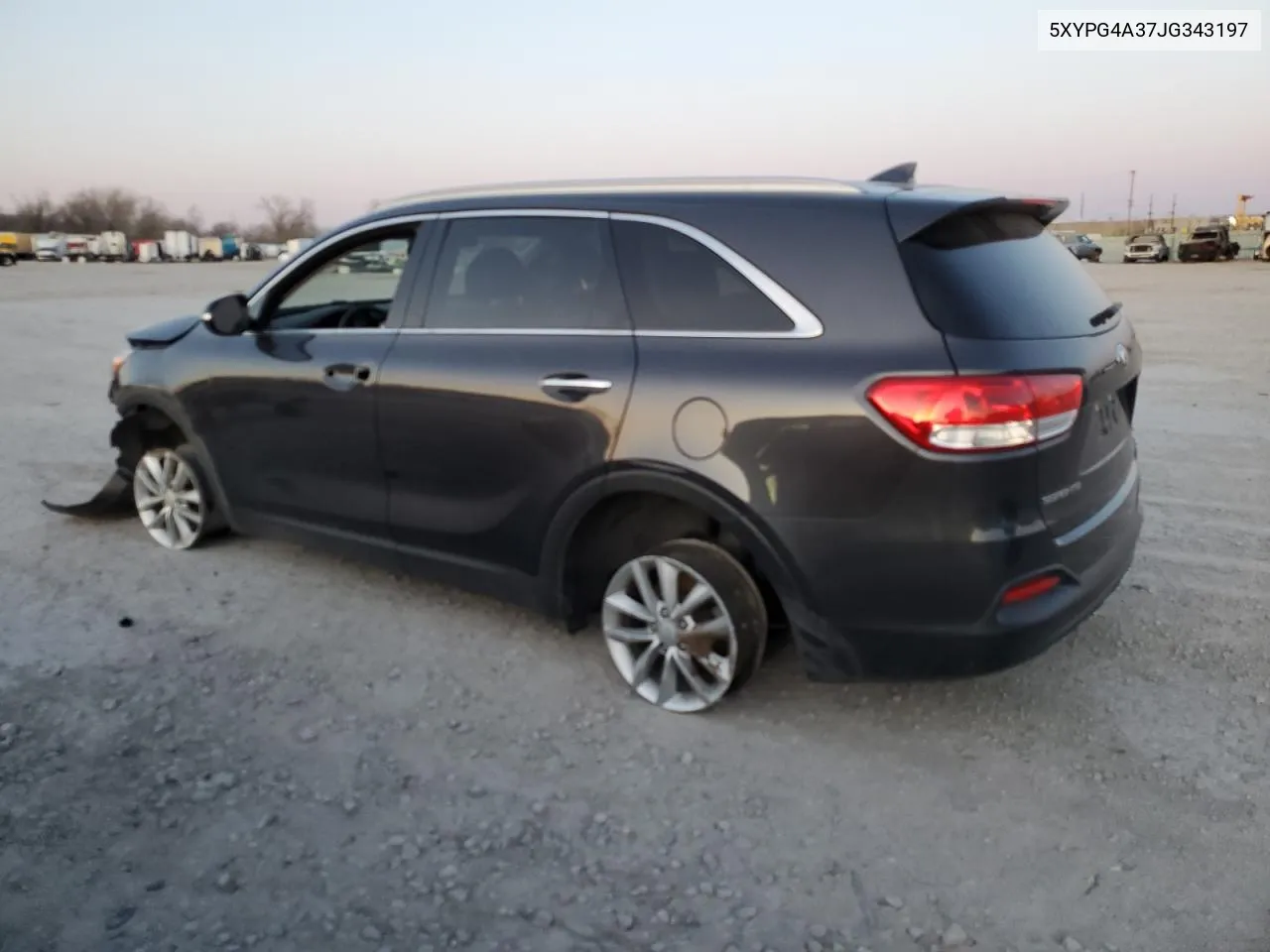 5XYPG4A37JG343197 2018 Kia Sorento Lx