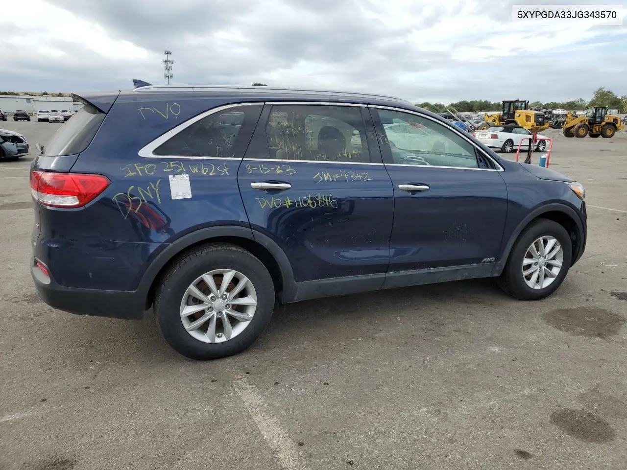 5XYPGDA33JG343570 2018 Kia Sorento Lx