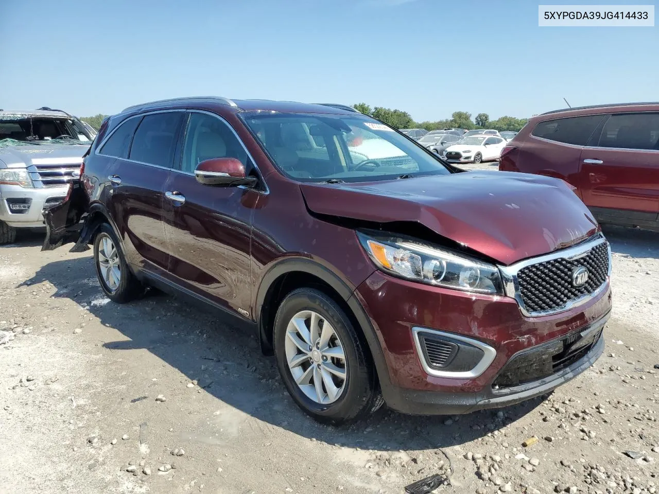 5XYPGDA39JG414433 2018 Kia Sorento Lx