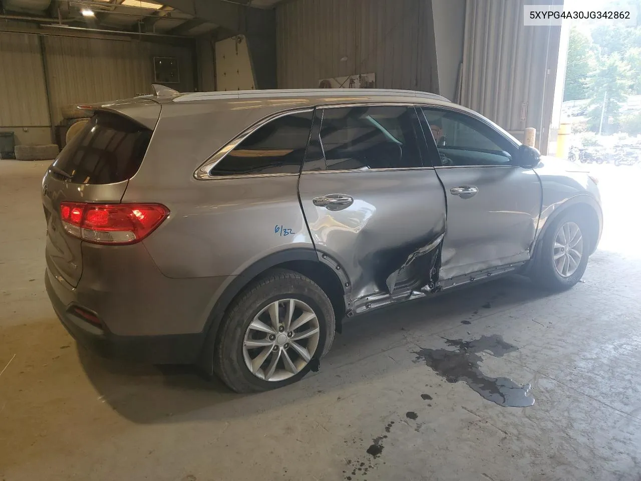 2018 Kia Sorento Lx VIN: 5XYPG4A30JG342862 Lot: 69749524