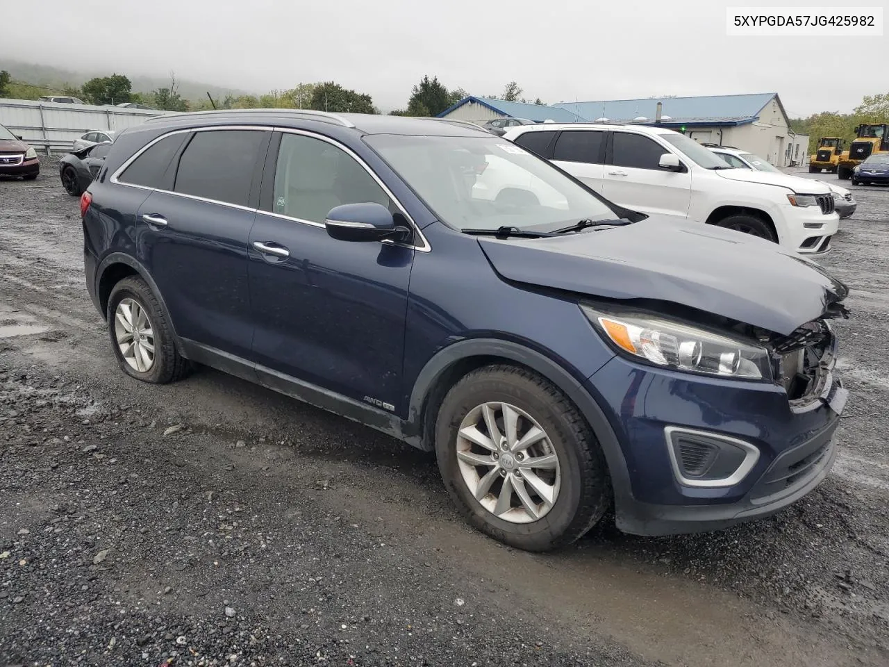 5XYPGDA57JG425982 2018 Kia Sorento Lx