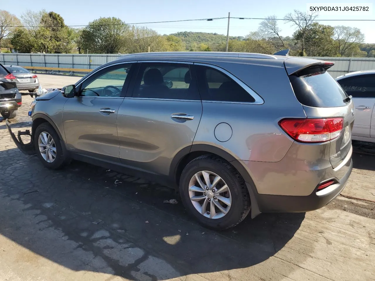 5XYPGDA31JG425782 2018 Kia Sorento Lx