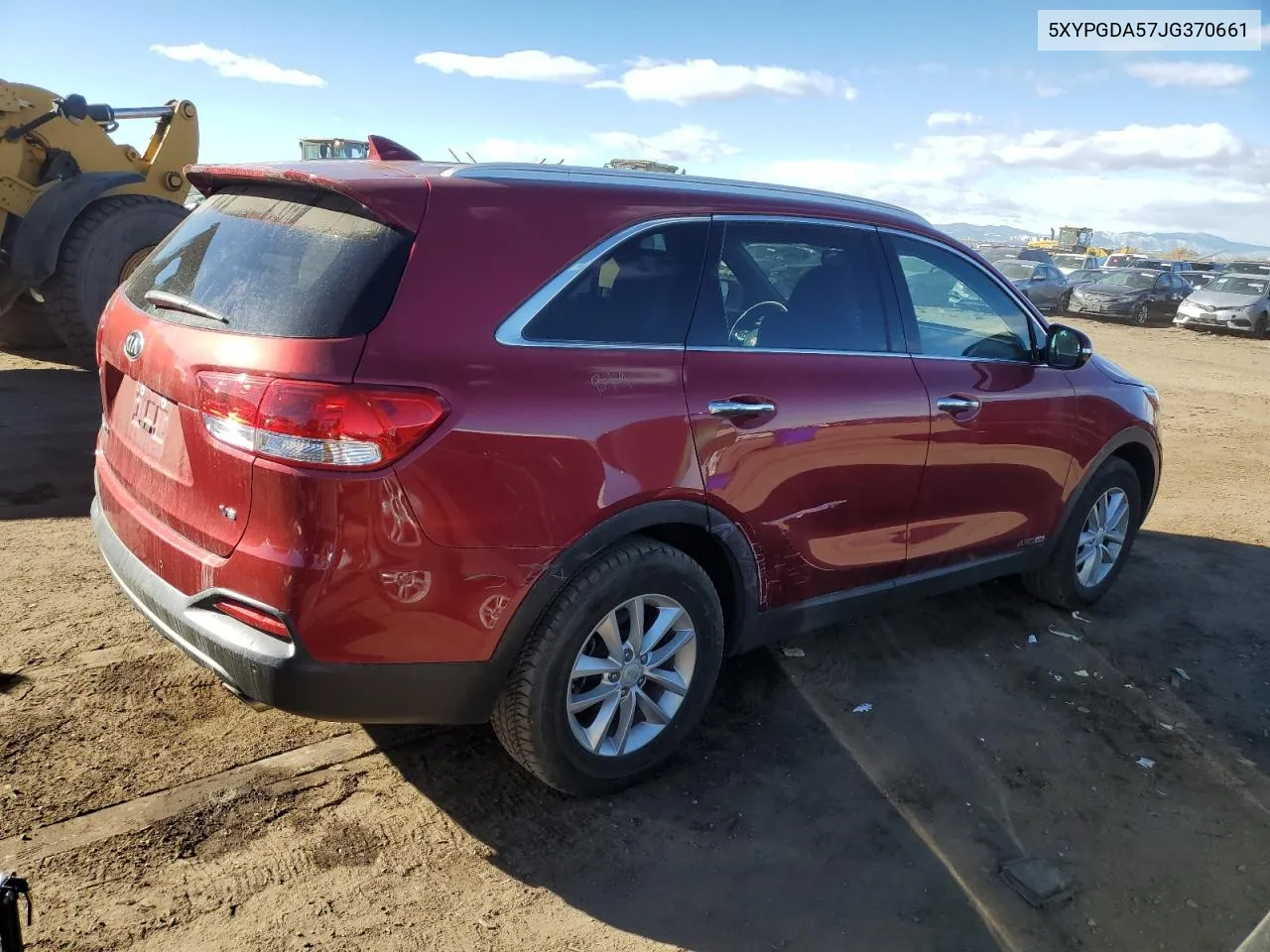 2018 Kia Sorento Lx VIN: 5XYPGDA57JG370661 Lot: 78829414