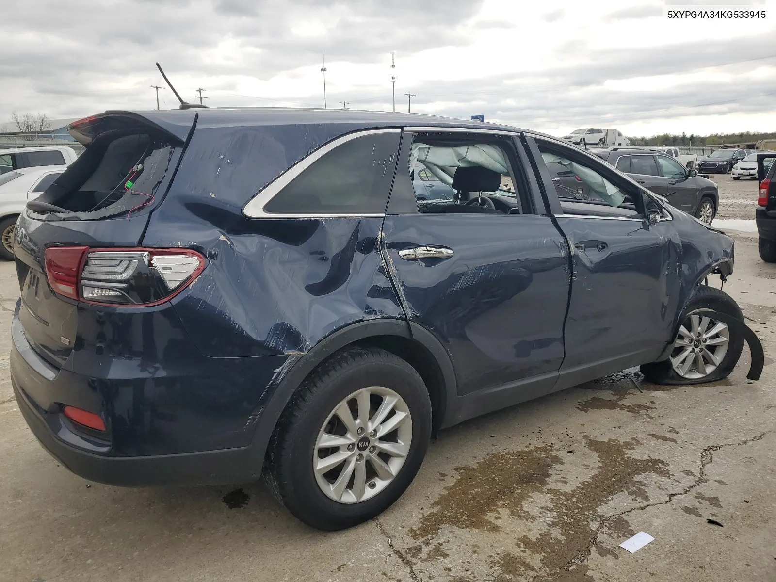 2019 Kia Sorento L VIN: 5XYPG4A34KG533945 Lot: 50516394