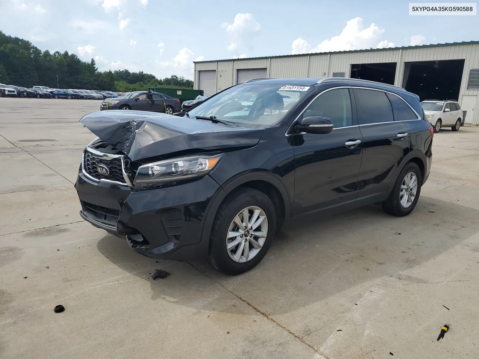 2019 Kia Sorento L VIN: 5XYPG4A35KG590588 Lot: 61931154