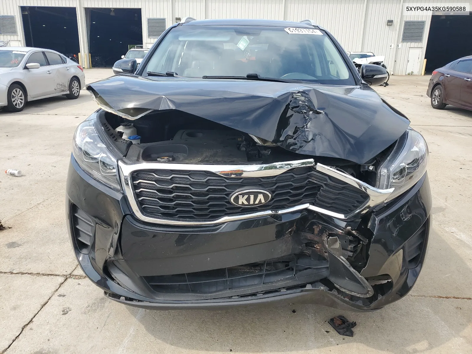 2019 Kia Sorento L VIN: 5XYPG4A35KG590588 Lot: 61931154