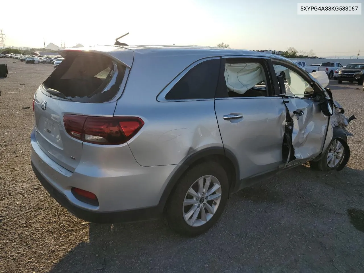 5XYPG4A38KG583067 2019 Kia Sorento L