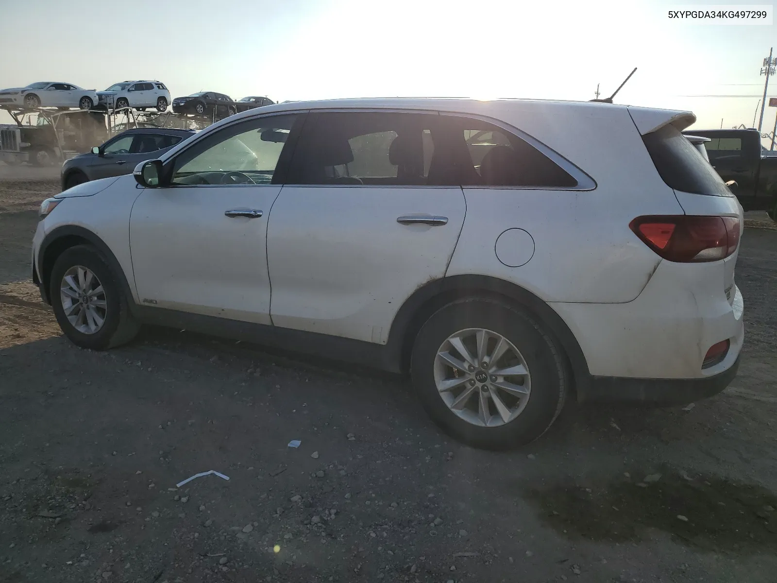 2019 Kia Sorento L VIN: 5XYPGDA34KG497299 Lot: 62727624